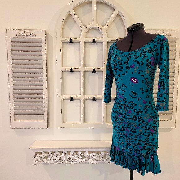 Betsey Johnson Lips printed stretch Jersey Knit dress sized Small - Picture 1 of 5